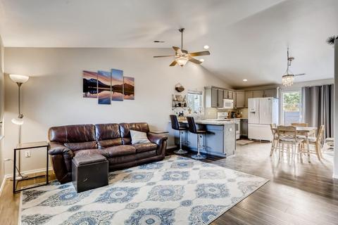 20032 Mount Hope Ln, Bend, OR 97702 photo 4