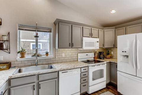 20032 Mount Hope Ln, Bend, OR 97702 photo 8