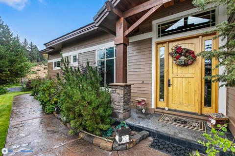 192 NW Phils Loop, Bend, OR 97703 photo 1