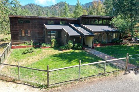 1212 Hogan Rd, Applegate, OR 97530 photo 1