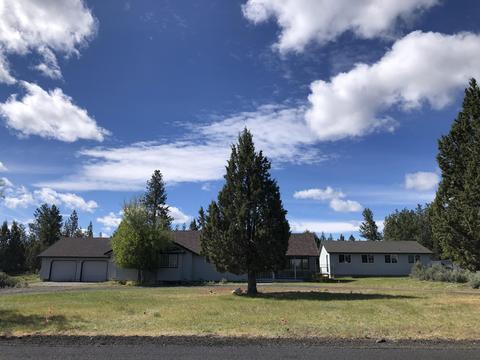 22051 Quebec Ct, Bend, OR 97702 photo 1