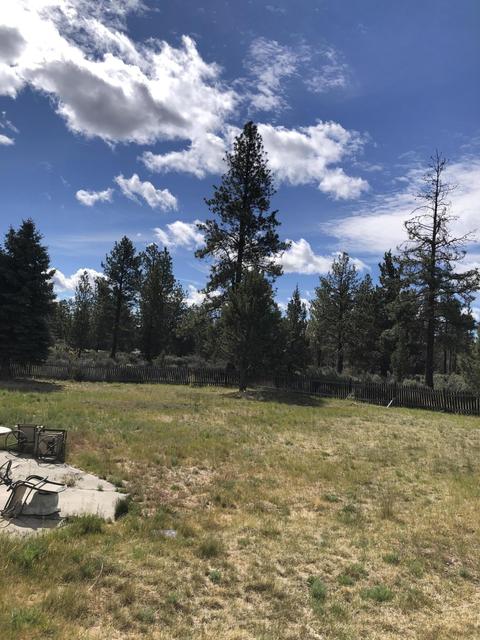 22051 Quebec Ct, Bend, OR 97702 photo 2