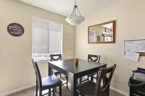1027 NE Kayak Loop, Bend, OR 97701 photo 4