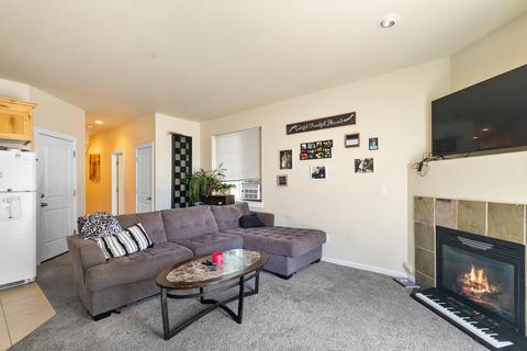 1027 NE Kayak Loop, Bend, OR 97701 photo 6
