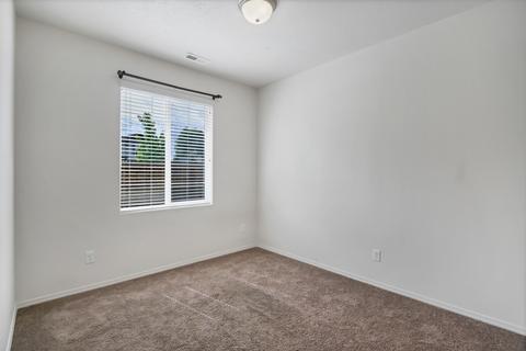 61465 Lucia St, Bend, OR 97702 photo 9