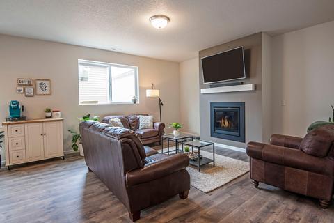 20530 SE Cameron Ave, Bend, OR 97702 photo 3