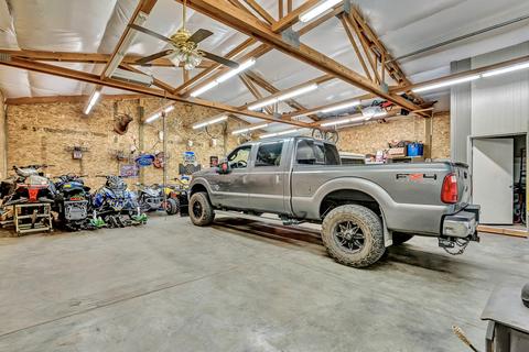 20975 Hicrest Pl, Bend, OR 97703 photo 22