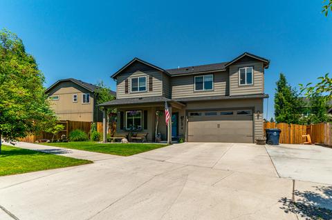 608 SE Glencoe Pl, Bend, OR 97702 photo 1