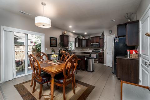 608 SE Glencoe Pl, Bend, OR 97702 photo 5
