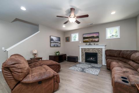 608 SE Glencoe Pl, Bend, OR 97702 photo 8