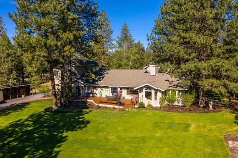 60093 Ridgeview Dr W, Bend, OR 97702 photo 2
