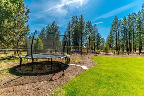 60093 Ridgeview Dr W, Bend, OR 97702 photo 40