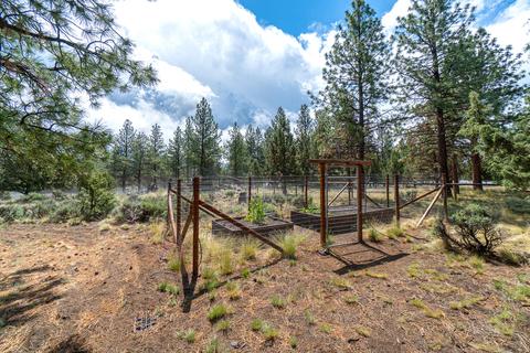 22265 Sweetgrass Dr, Bend, OR 97702 photo 32
