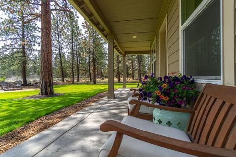 22265 Sweetgrass Dr, Bend, OR 97702 photo 3