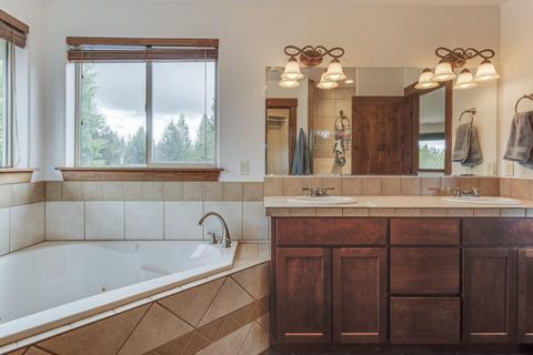 16767 Donner Pl, La Pine, OR 97739 photo 29