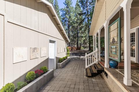 19270 Apache Rd, Bend, OR 97702 photo 25