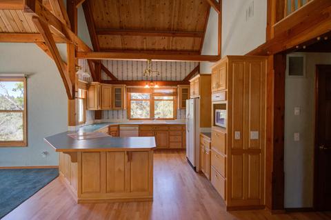 22052 Banff Dr, Bend, OR 97702 photo 6