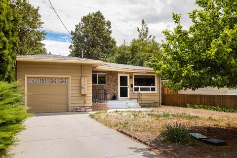 844 NE 11th St, Bend, OR 97701 photo 2
