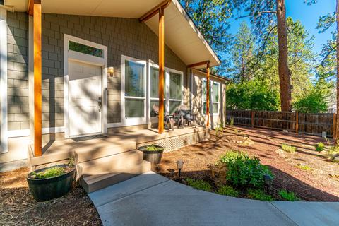 60909 Mcmullin Dr, Bend, OR 97702 photo 3