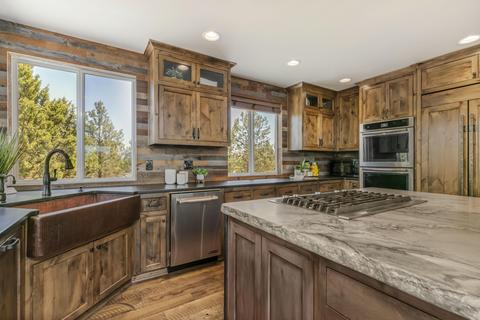 17955 Plainview Rd, Bend, OR 97703 photo 9