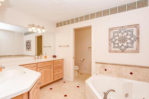 21897 Obsidian Ave, Bend, OR 97702 photo 13