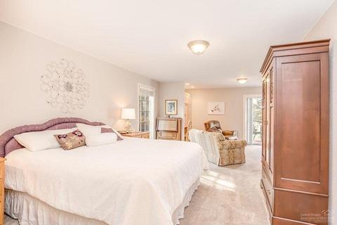 21897 Obsidian Ave, Bend, OR 97702 photo 12