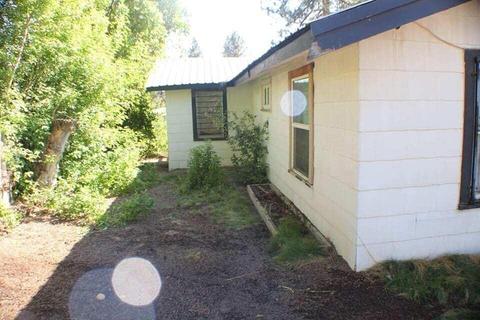 212 E Yahooskin St, Chiloquin, OR 97624 photo 2