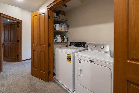 1205 NW Ithaca Ave, Bend, OR 97703 photo 22