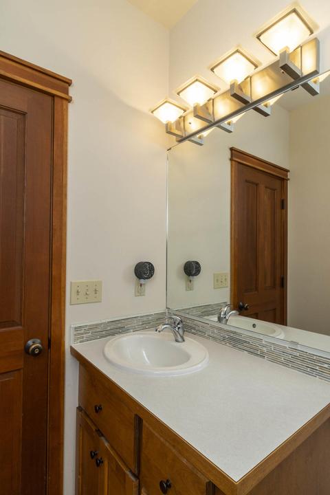 1205 NW Ithaca Ave, Bend, OR 97703 photo 13