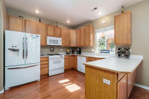 63336 Lavacrest St, Bend, OR 97703 photo 6