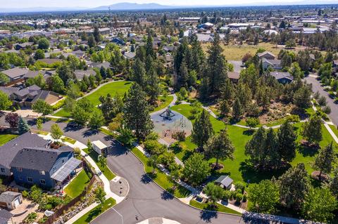 63336 Lavacrest St, Bend, OR 97703 photo 25
