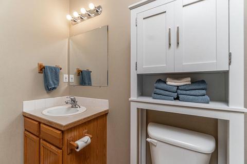 63336 Lavacrest St, Bend, OR 97703 photo 11