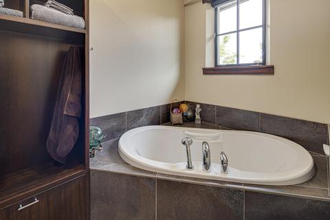 18979 Park Commons Dr, Bend, OR 97703 photo 29