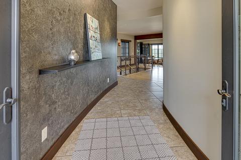 18979 Park Commons Dr, Bend, OR 97703 photo 2