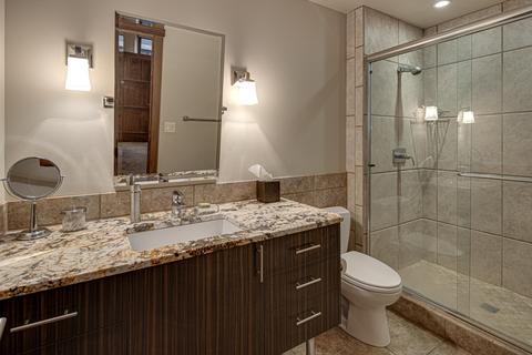 18979 Park Commons Dr, Bend, OR 97703 photo 39