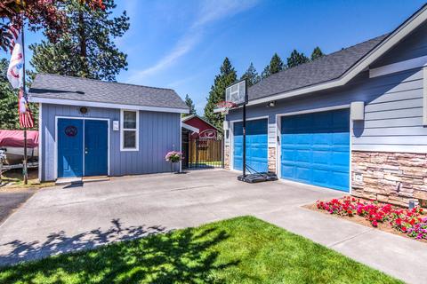 19630 Apache Rd, Bend, OR 97702 photo 5