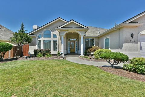 1073 Coral Rdg, Eagle Point, OR 97524 photo 2