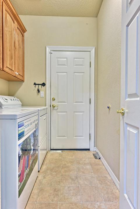 1073 Coral Rdg, Eagle Point, OR 97524 photo 24