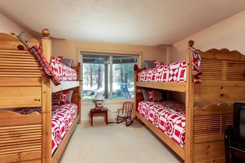 17785 Quelah Ln, Sunriver, OR 97707 photo 23