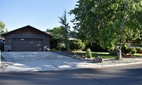 63290 NW Lavacrest St, Bend, OR 97703 photo 4