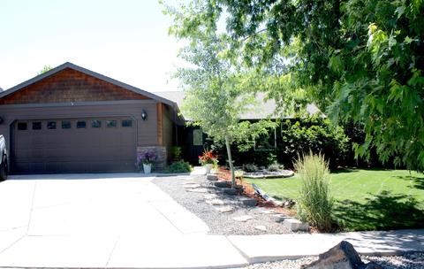 63290 NW Lavacrest St, Bend, OR 97703 photo 2
