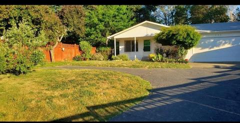 142 Gaddis Ln, Glendale, OR 97442 photo 1