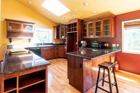 3441 N Obenchain Rd, Eagle Point, OR 97524 photo 9