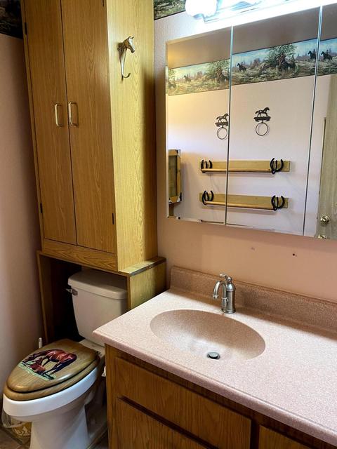 67110 Harrington Loop, Bend, OR 97703 photo 19