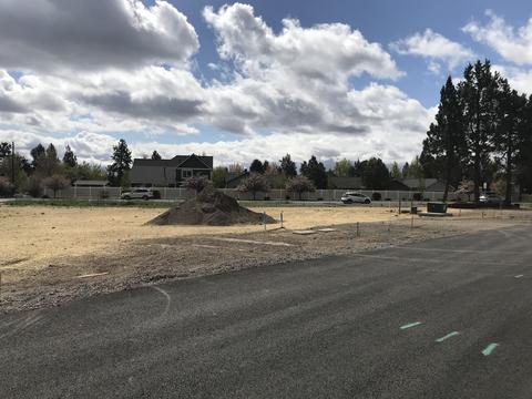 61375 Brosterhous Rd, Bend, OR 97702 photo 3