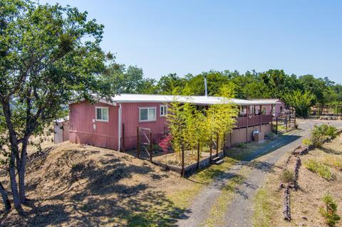 3926 E Antelope Rd, Eagle Point, OR 97524 photo 3