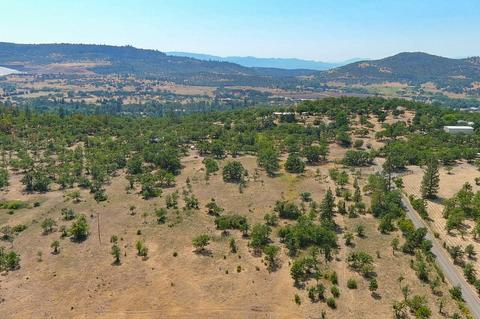 3926 E Antelope Rd, Eagle Point, OR 97524 photo 6