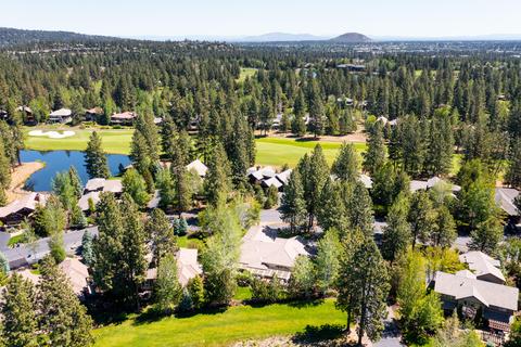 61325 Tam Mcarthur Loop, Bend, OR 97702 photo 34
