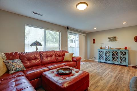 1086 NE Locksley Dr, Bend, OR 97701 photo 17