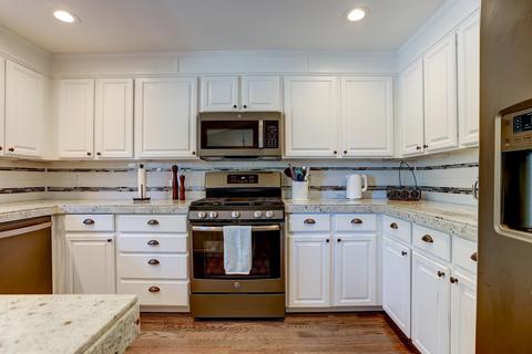 1086 NE Locksley Dr, Bend, OR 97701 photo 7